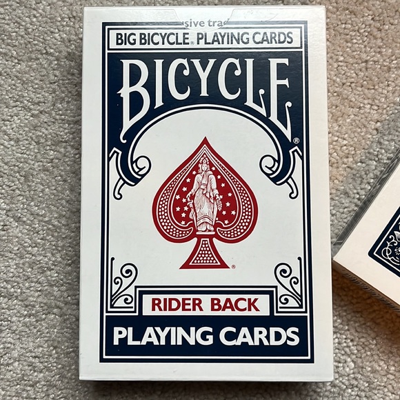 5 x 7 bicycle playing cards - Picture 2 of 3
